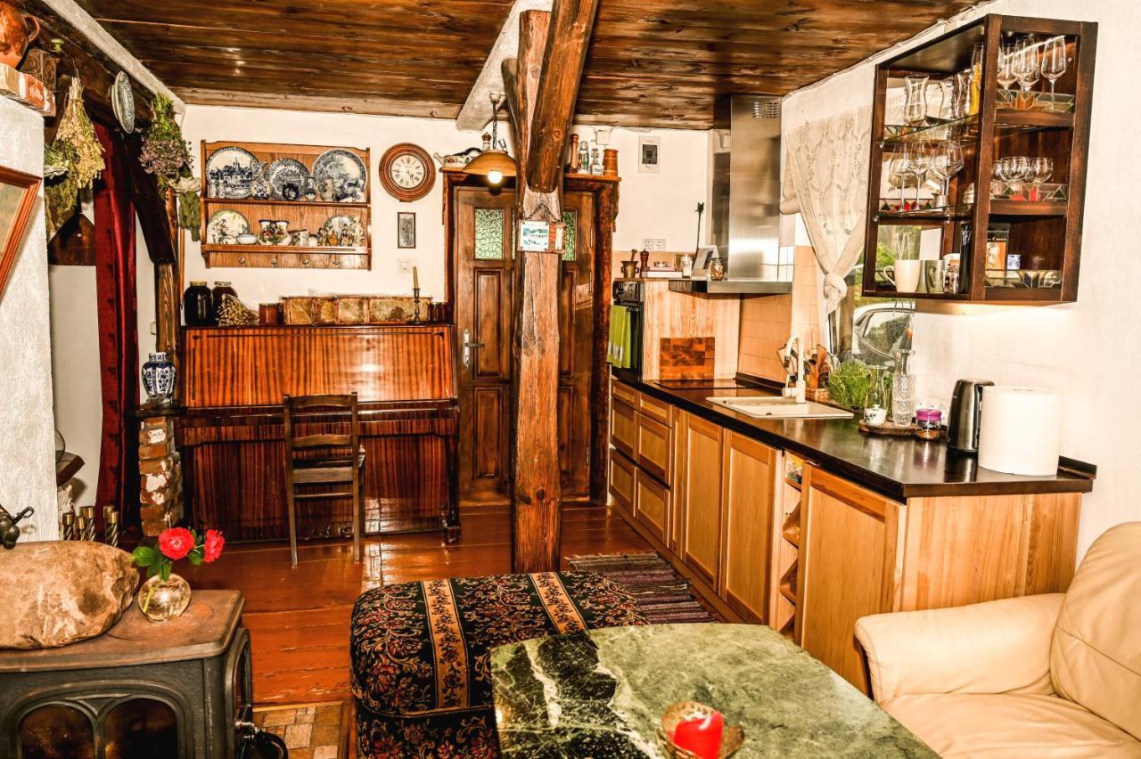 Villa Idilliska Latgaliesu Lauku Maja Ar Melno Pirti Aglona Exterior foto