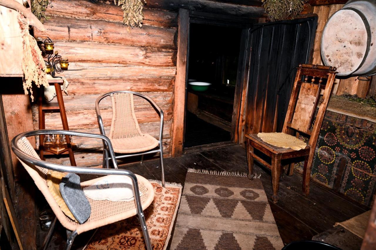 Villa Idilliska Latgaliesu Lauku Maja Ar Melno Pirti Aglona Exterior foto